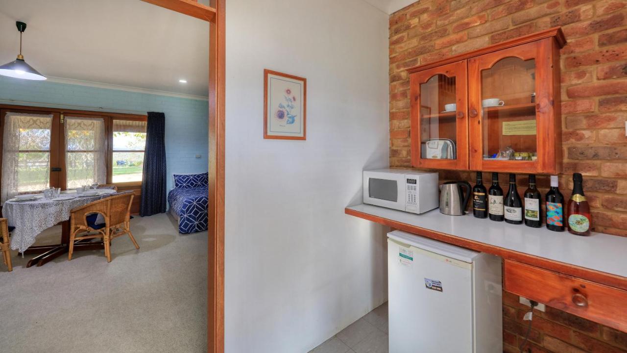 The Vineyard Motel Cowra Exteriér fotografie